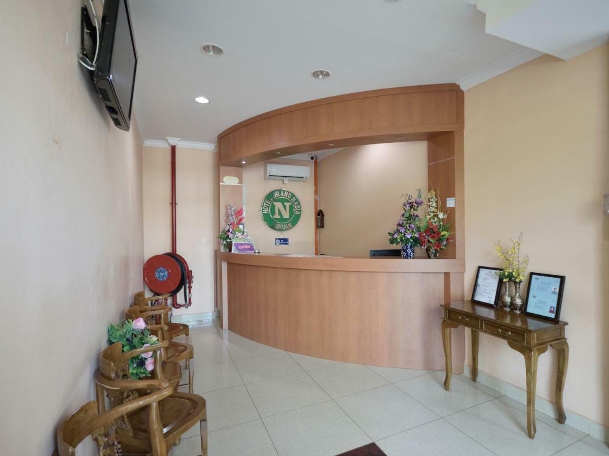 Oyo892纳迪亚大酒店 拉布安 外观 照片